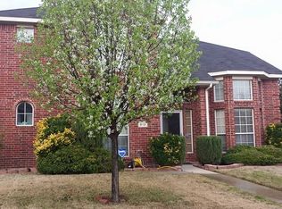 813 Tealwood Dr, Mesquite, TX 75181