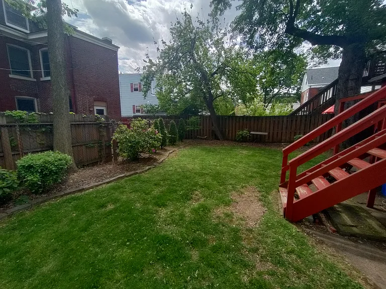 339 Spahr St #2 — Photo 32
