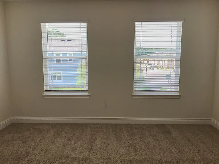 5518 Viola Lee Way — Photo 17
