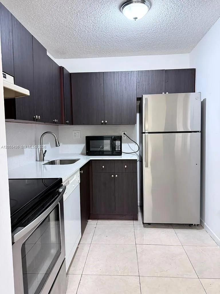 Villa Bellini Condo — Photo 1
