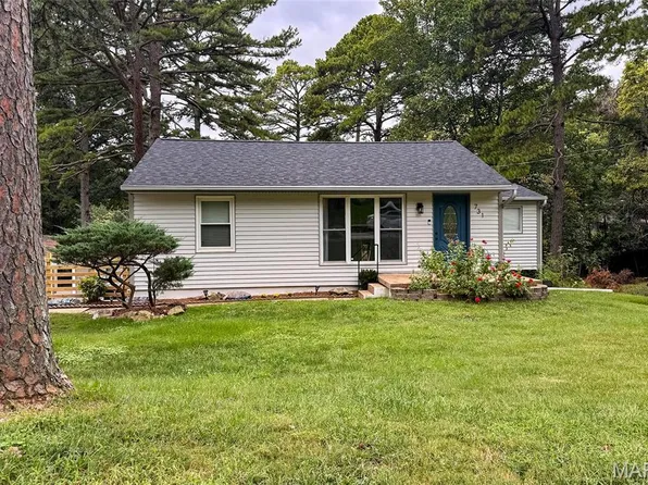 731 Beverly Ann Dr, Fenton, MO 63026
