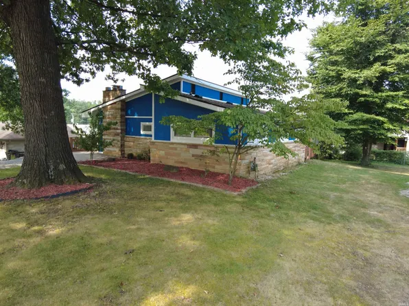 117 Edgewood Dr, Bedford, IN 47421