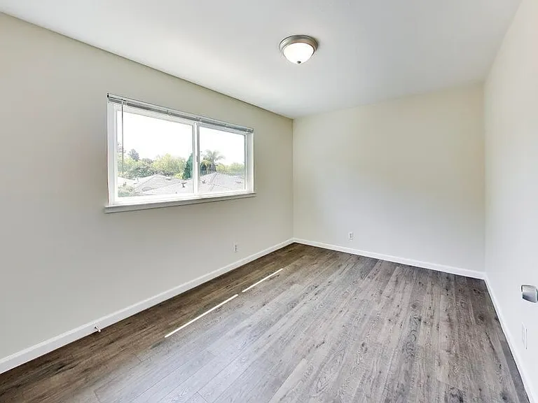 227 Madrone St #3 — Photo 12