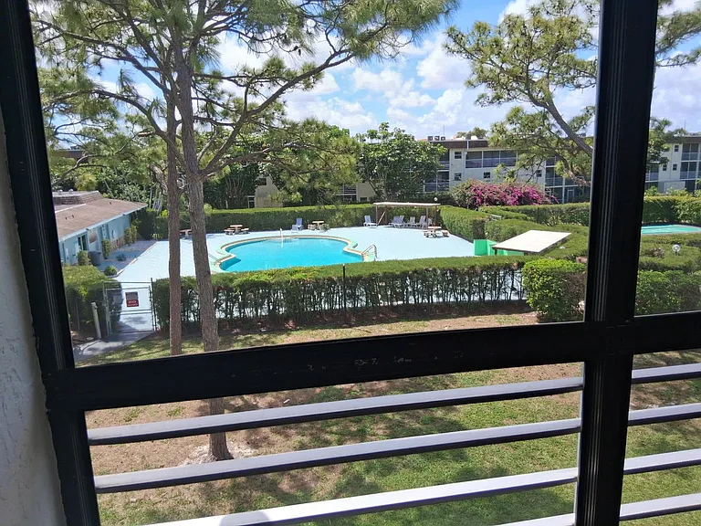2100 Springdale Blvd #303 — Photo 31