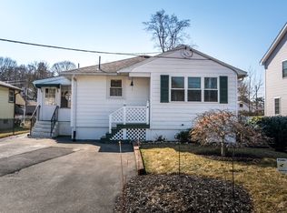 32 Wamsutta Ave, Waltham, MA 02451