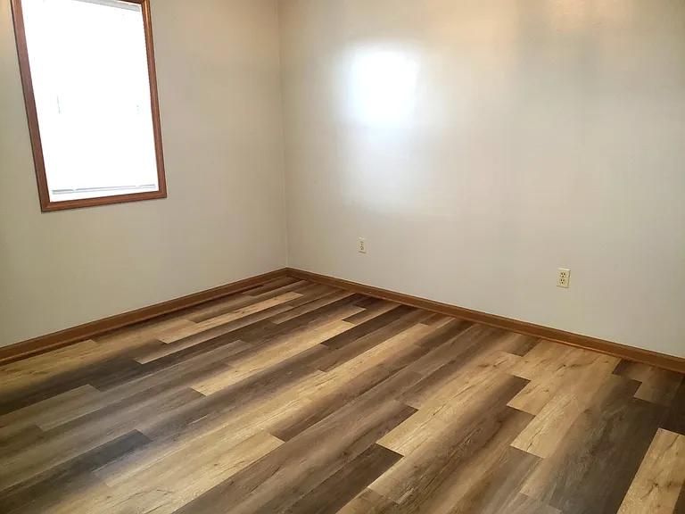 13616 Henry St #1 — Photo 8