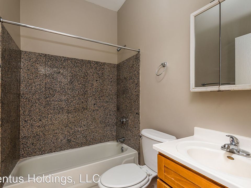 1st image of 6034 S Prairie Ave #50-1