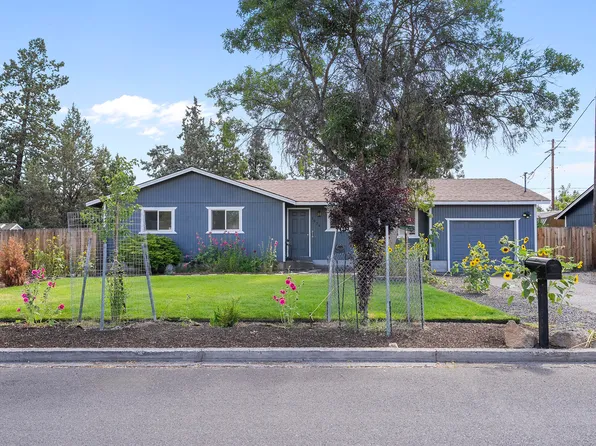 3034 SW 28th Ct, Redmond, OR 97756