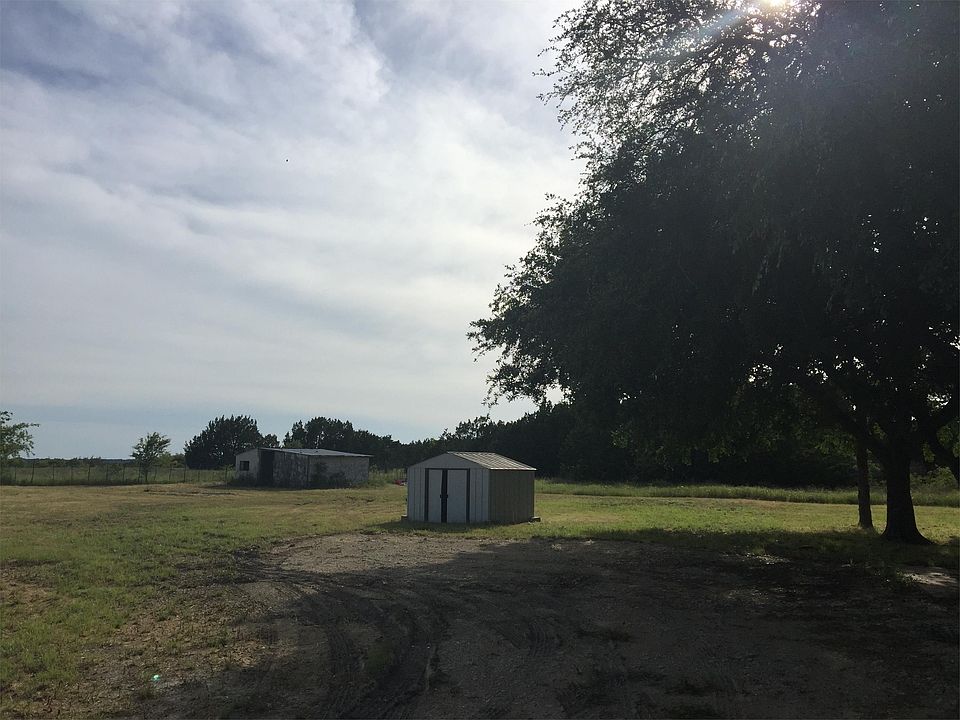 2nd image of 5855 Moccasin Bend Rd
