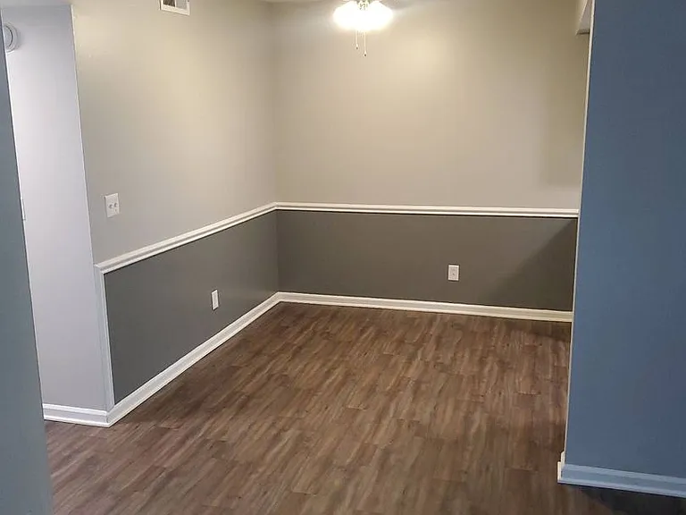 Stratford East Apartments — Photo 100