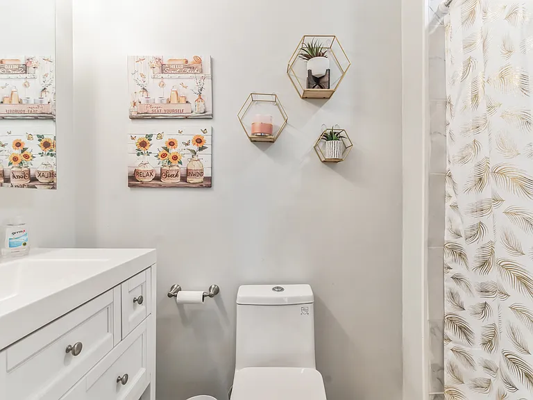 14625 Batavia Dr — Photo 28