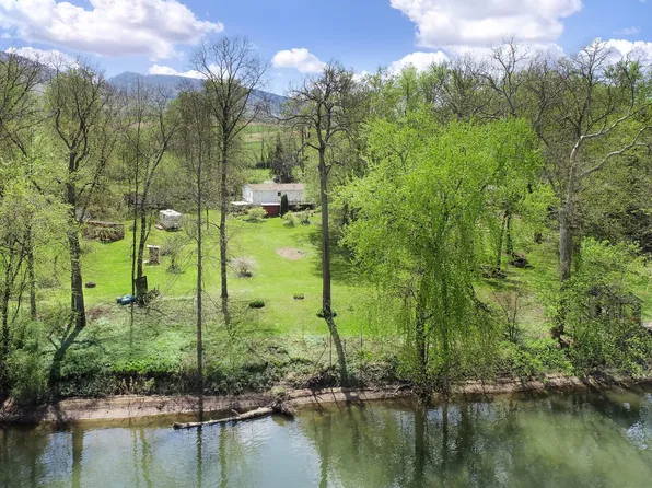 47 Stayrook Way, Mc Veytown, PA 17051