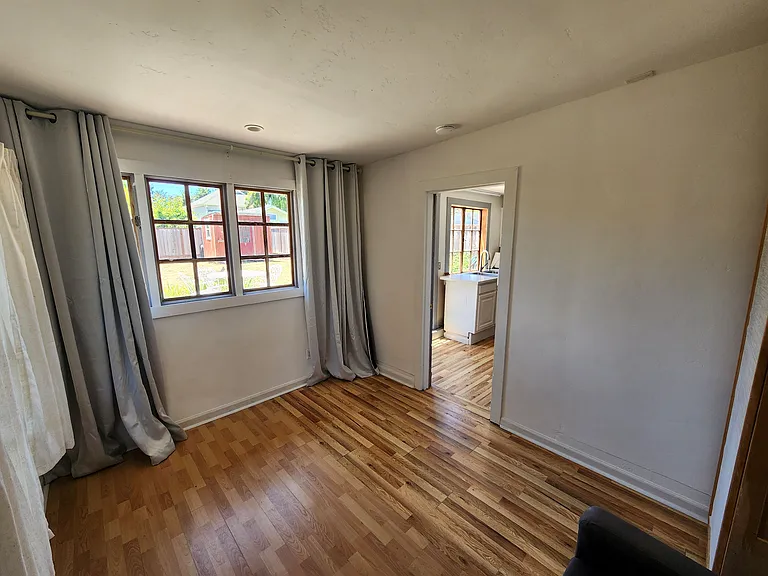 245A Van Ness Ave #A — Photo 5