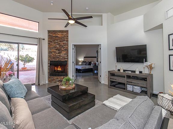 4th image of 4948 N Valle