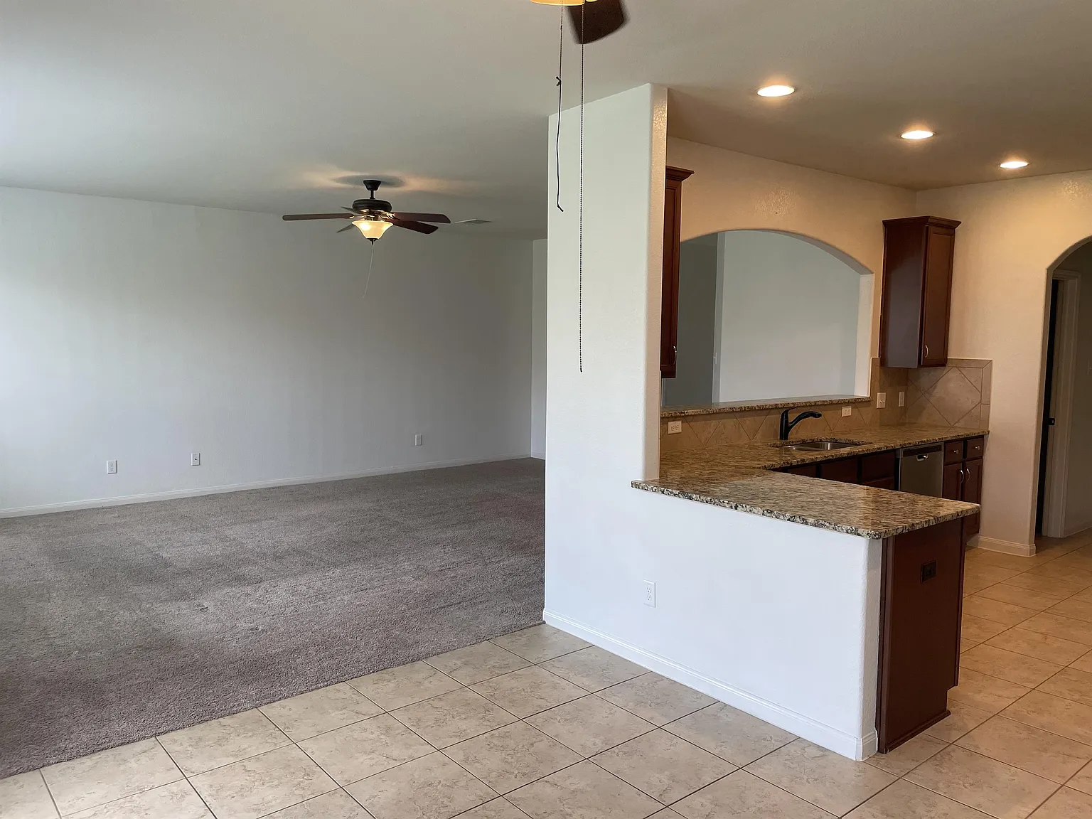 X Breanna Lane 1680 -- Britt/turn - 1 — Photo 4