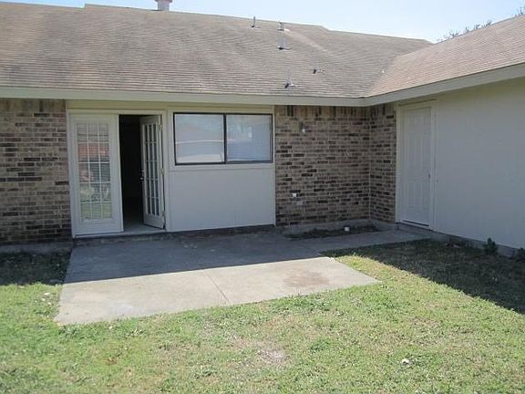 2nd image of 1357 Southridge Dr
