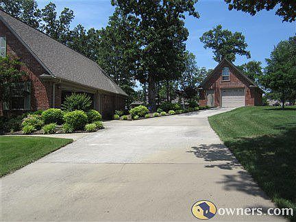 Double garage and detached garage/shop