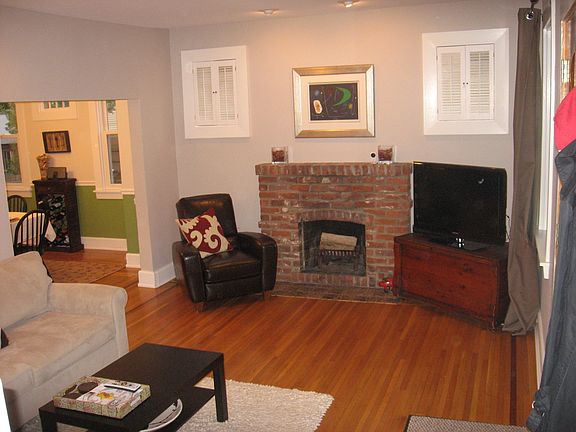 3rd image of 3637 Bellecrest Ave