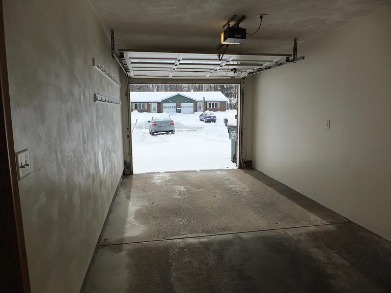 1579 Robin Ln — Photo 10