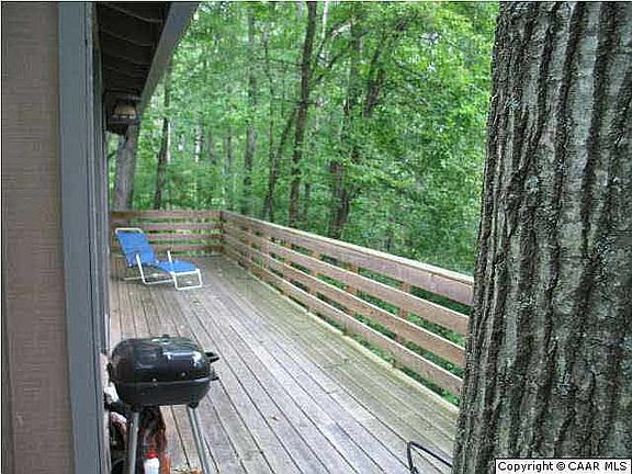 3rd image of 103 N White Oak Lakeview Dr