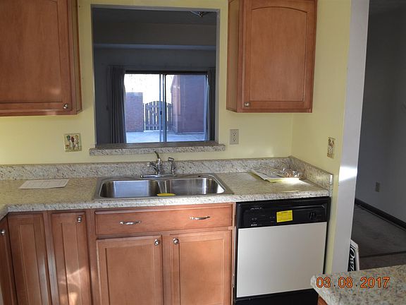 3rd image of 4560 Shawnray Dr APT 148