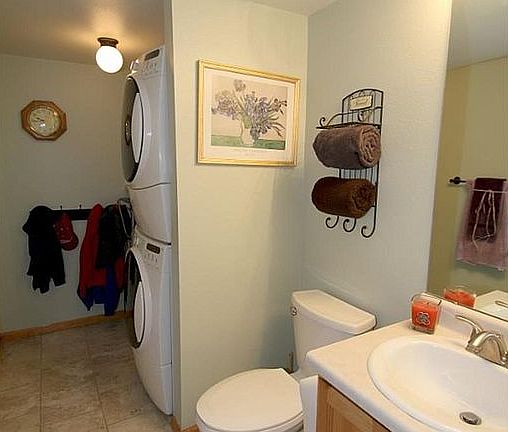 Main Floor 1/2Bath & Laundry