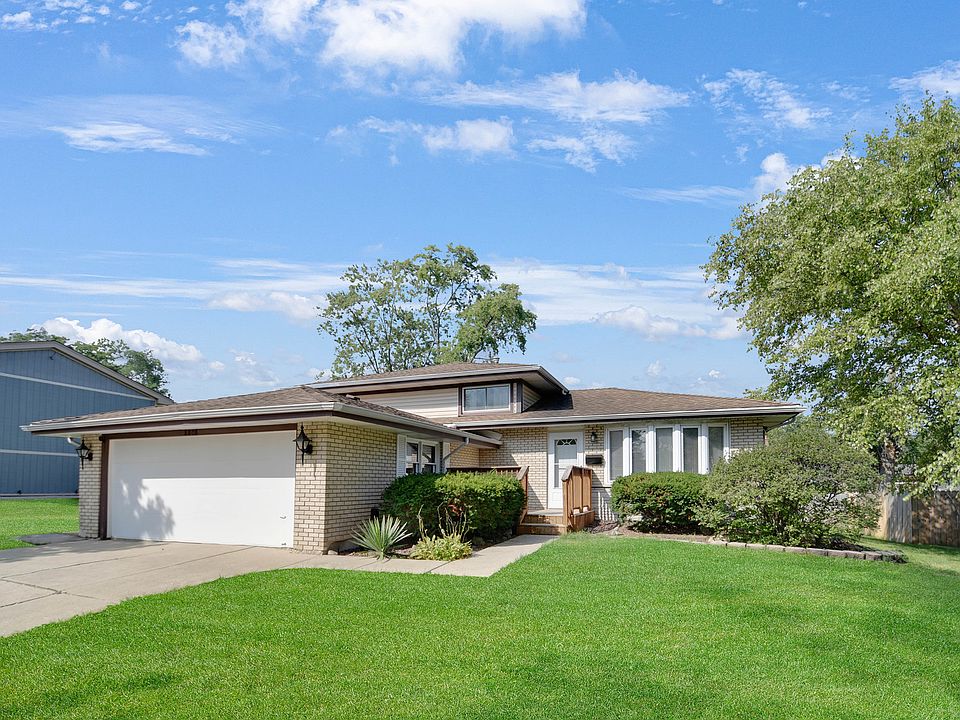 1st image of 8808 S 85th Ct