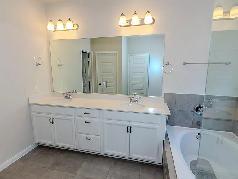 4120 Split Ivy Dr — Photo 24