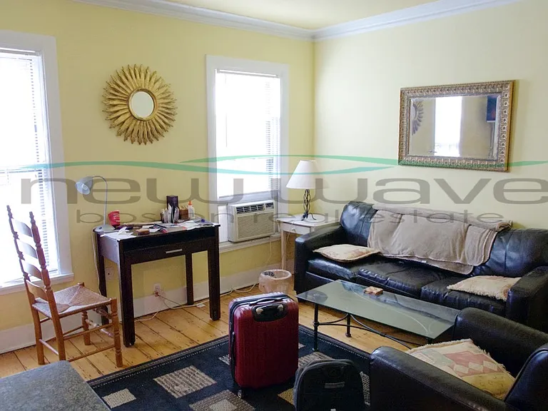33 Gray St #2 — Photo 2