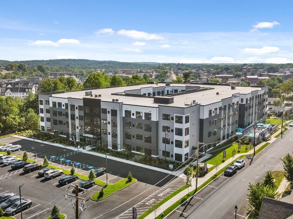 723 Wheatland St APT 409