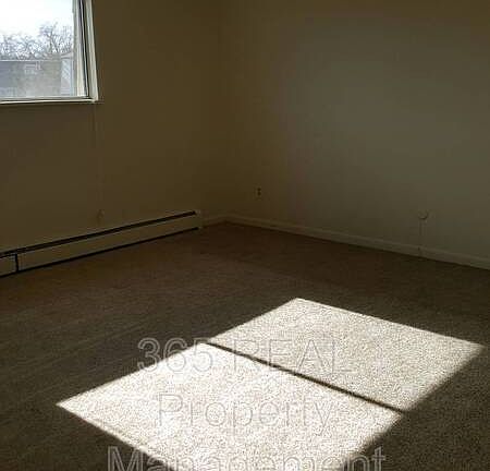 4th image of 700 37th Ave APT 1