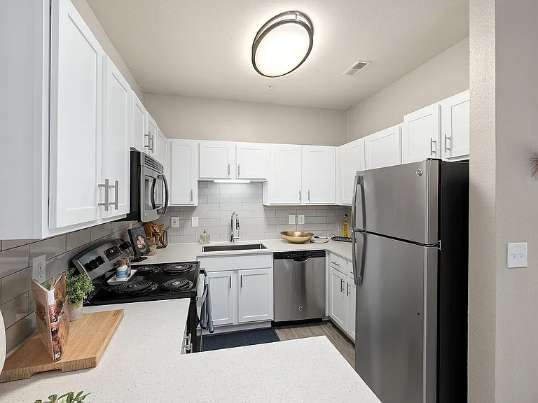 Avana 55Twelve — Photo 1