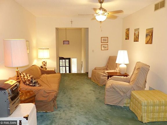 3rd image of 190 Wentworth Ave W APT C