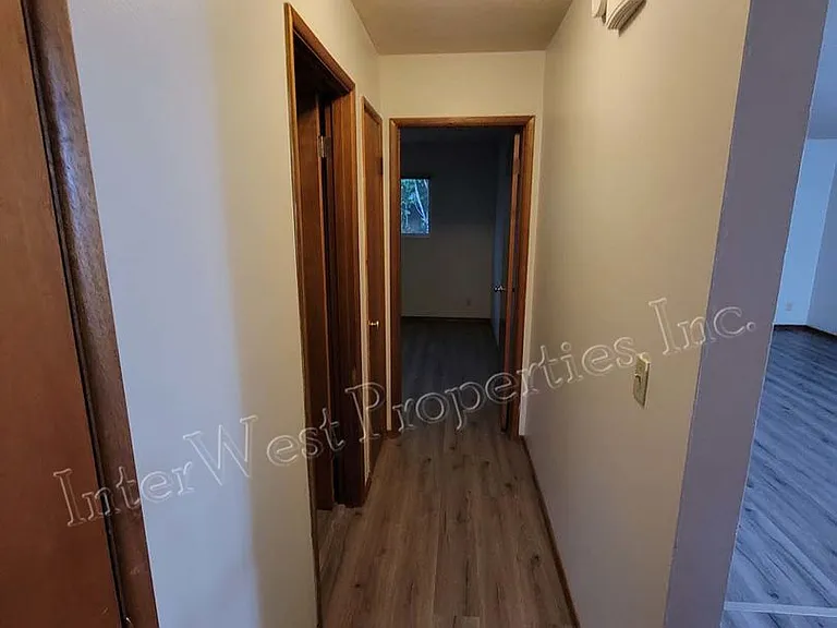 12175 SW Allen Blvd — Photo 11