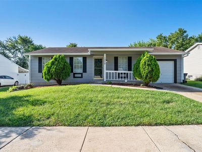 1370 Shallow Lake Dr, O'Fallon, MO, 63366