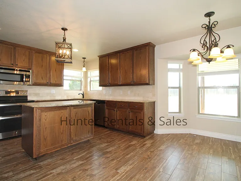 1104 Wren Cir — Photo 9