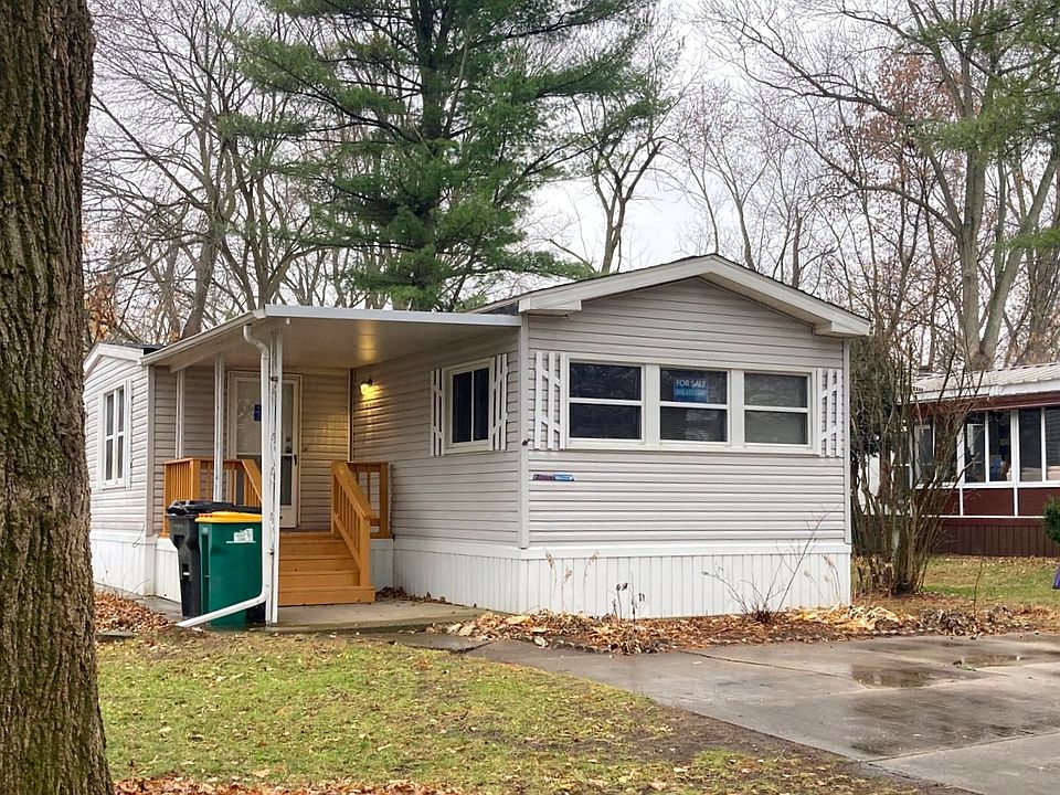 1st image of 116 Lyndon Cir