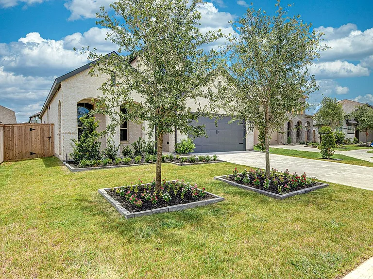 30723 Green Acres Ct — Photo 3