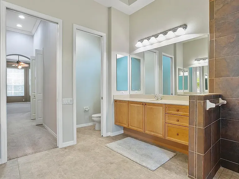 19841 Strathmore Pl — Photo 27