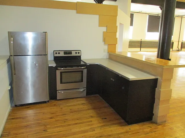 1401 Central Pkwy #100 — Photo 7