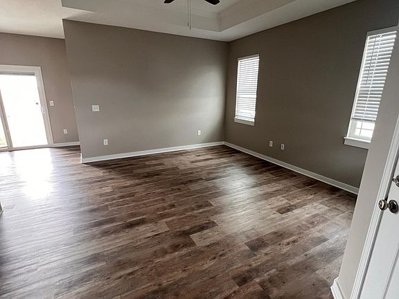 2nd image of 1435 W Cobblestone Ct