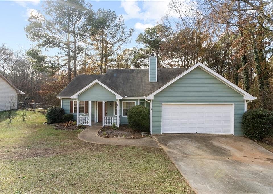 1st image of 290 Sable Cir