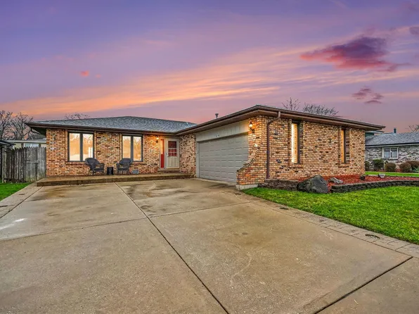 5219 Laramie Ct, Oak Forest, IL 60452