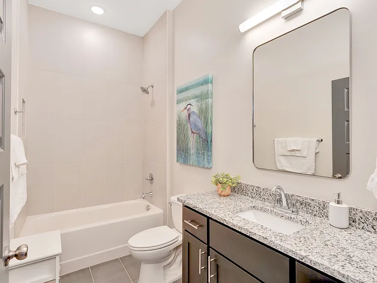 28 W 19th St #100 — Photo 12