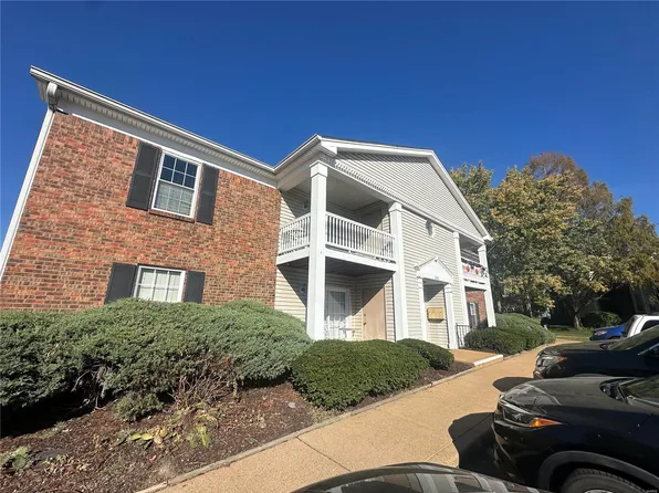 5273 Cricket Glen Ct APT A, Saint Louis, MO 63129