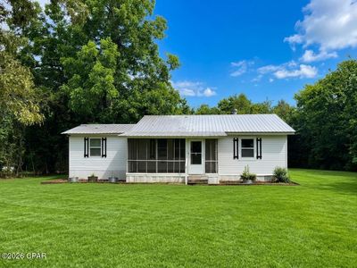 7213 Shady Grove Rd, Grand Ridge, FL, 32442