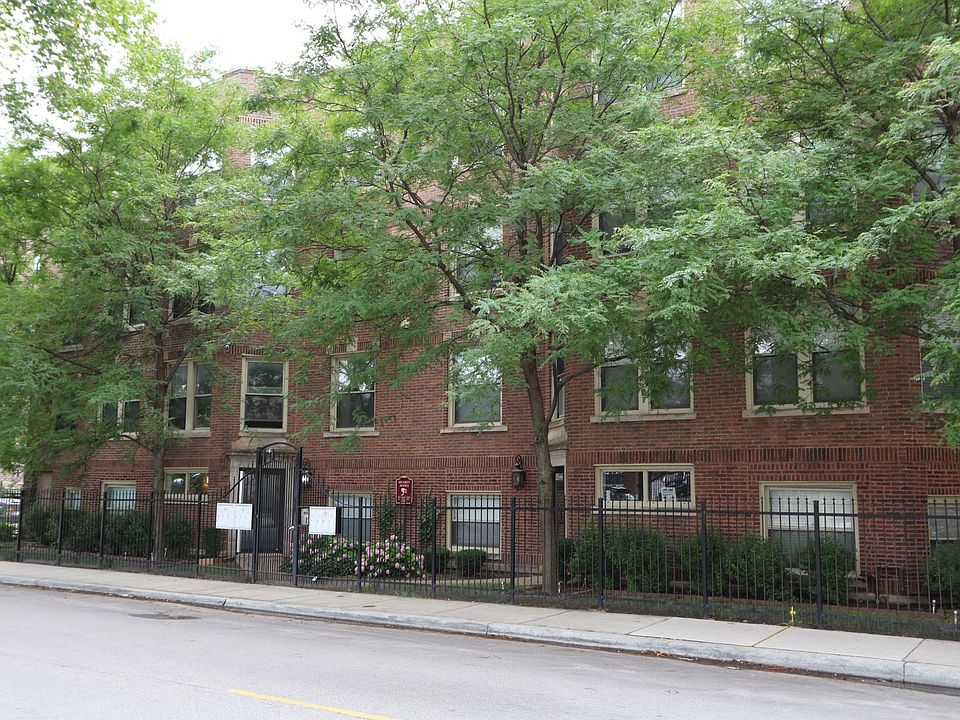 1st image of 6422 S Woodlawn Ave APT 1