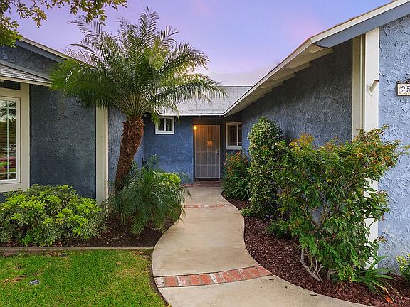 3rd image of 2526 Ramona Dr