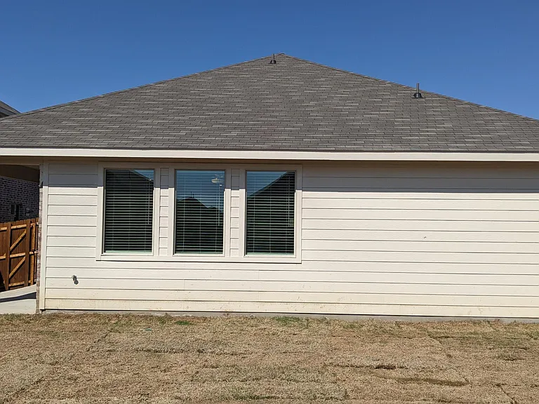 2142 Donker Dr — Photo 22