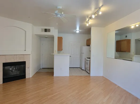 7143 S Durango Dr, Las Vegas, NV